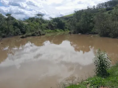 Fazenda/Sítio com 3 Quartos à venda, 180000m² no , Passa Tempo