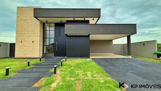 Casa com 4 Quartos à venda, 340m² no Residencial Aruanã, Goiânia