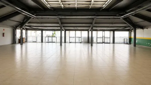 Ponto Comercial à venda, 1000m² no Pituaçu, Salvador