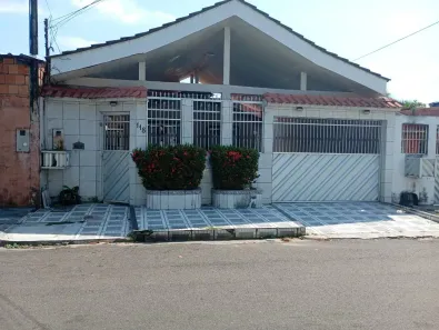 Casa com 5 Quartos à venda, 250m² no Nova Cidade, Manaus