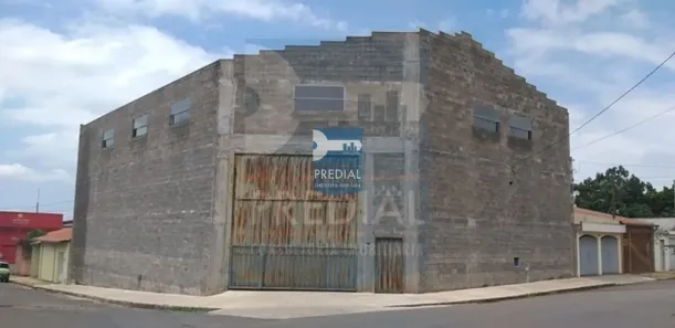 Sala Comercial para alugar, 1m² no Vila São José, São Carlos