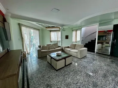 Casa com 3 Quartos à venda, 330m² no Parque Verde, Belém