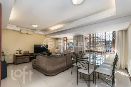 Casa com 3 Quartos à venda, 385m² no Vila Ipiranga, Porto Alegre