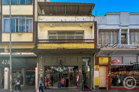 Sala Comercial para alugar, 136m² no Centro, Florianópolis