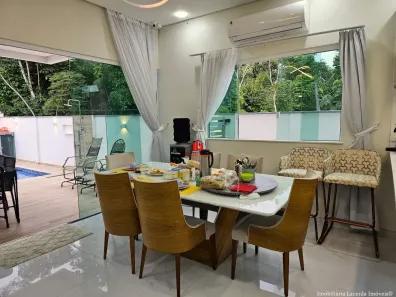 Casa de Condomínio com 3 Quartos à venda, 248m² no Tarumã, Manaus