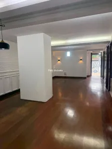 Sobrado com 3 Quartos para alugar, 300m² no Alto de Pinheiros, São Paulo