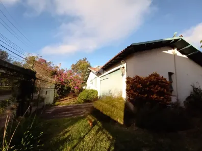 Casa com 3 Quartos à venda, 256m² no Jardim Itu, Porto Alegre
