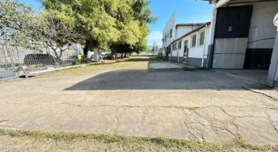 Galpão/Depósito/Armazém para alugar, 3000m² no Distrito Industrial, Juiz de Fora