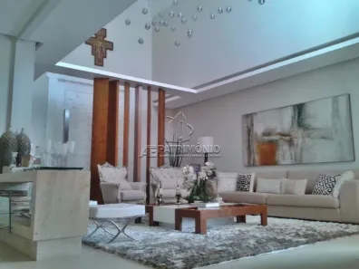 Sobrado com 5 Quartos à venda, 1000m² no Aparecidinha, Sorocaba