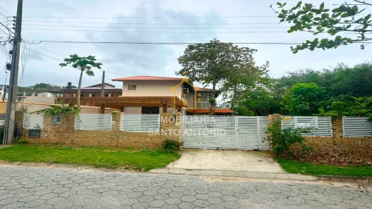 Casa com 4 Quartos à venda, 252m² no Armação do Pântano do Sul, Florianópolis