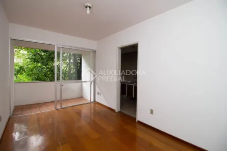 Apartamento com 2 Quartos para alugar, 55m² no Glória, Porto Alegre