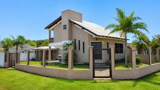 Sobrado com 2 Quartos à venda, 130m² no Capão Novo, Capão da Canoa