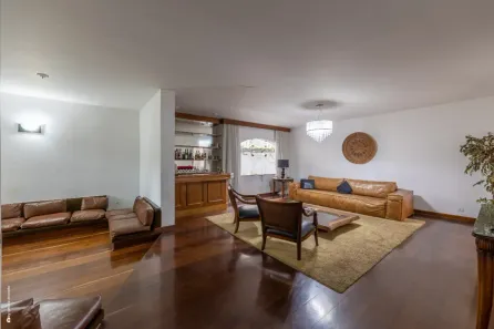 Casa com 4 Quartos à venda, 280m² no Jardim Marajoara, São Paulo