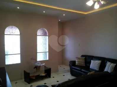 Casa com 3 Quartos à venda, 220m² no Jardim Maria Luiza, São Paulo