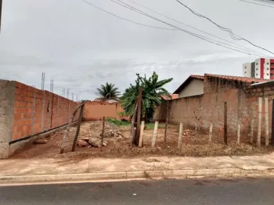 Lote/Terreno à venda, 250m² no Segismundo Pereira, Uberlândia