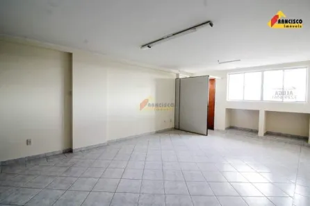 Sala Comercial para alugar, 48m² no Centro, Divinópolis