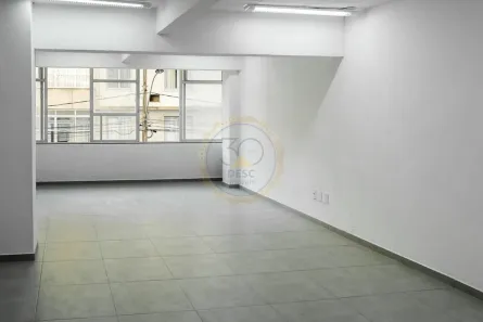 Sala Comercial à venda, 200m² no Centro, Balneário Camboriú