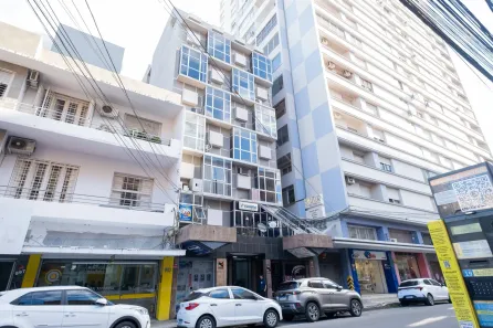 Sala Comercial para alugar, 38m² no Centro, Pelotas