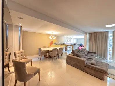 Apartamento com 3 Quartos para alugar, 180m² no Centro, Divinópolis