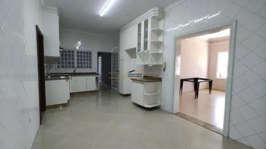 Casa com 3 Quartos para alugar, 154m² no Loteamento Israel, Americana