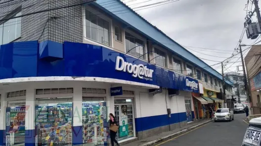 Sala Comercial para alugar, 60m² no Centro, Angra dos Reis