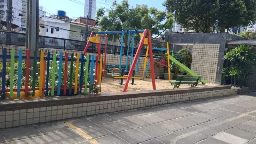 Apartamento com 3 Quartos para alugar, 112m² no Madalena, Recife