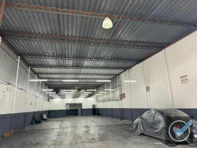 Galpão/Depósito/Armazém para alugar, 400m² no Jardim Iracema/Aldeia, Barueri