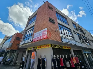 Sala Comercial para alugar, 34m² no Floresta, Porto Alegre