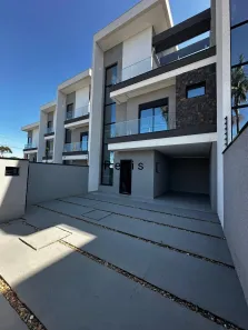 Sobrado com 3 Quartos à venda, 203m² no Centro, Pinhais