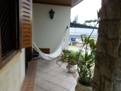 Casa com 3 Quartos à venda, 540m² no Parque Alvorada, Campos dos Goytacazes