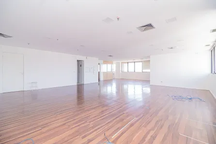 Sala Comercial à venda, 120m² no Santo Amaro, São Paulo