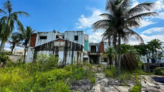 Casa com 4 Quartos à venda, 600m² no Jardim Acapulco, Guarujá