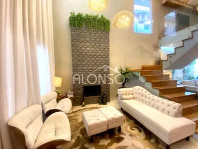 Sobrado com 4 Quartos à venda, 400m² no Parque dos Príncipes, São Paulo