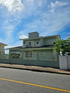 Casa com 3 Quartos à venda, 223m² no Ponta de Baixo, São José