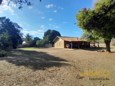 Fazenda/Sítio com 3 Quartos à venda, 300m² no Tibaia de São Fernando, São Carlos