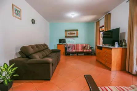 Casa com 2 Quartos à venda, 250m² no Jardim Faculdade, Sorocaba