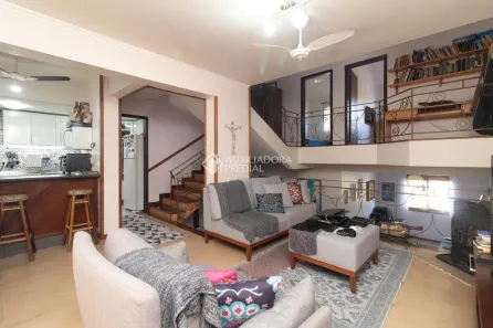 Casa de Condomínio com 3 Quartos à venda, 239m² no Nonoai, Porto Alegre