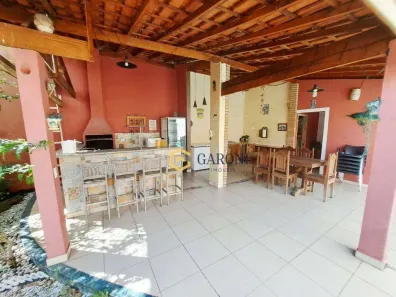 Casa com 4 Quartos à venda, 300m² no Vila Mangalot, São Paulo