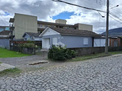 Casa com 5 Quartos à venda, 95m² no Camobi, Santa Maria