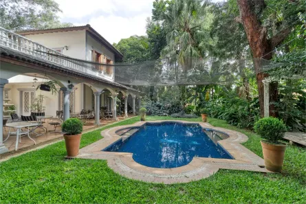 Casa de Condomínio com 4 Quartos para alugar, 552m² no Jardim Petrópolis, São Paulo