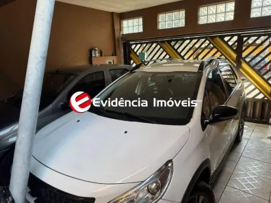 Sobrado com 3 Quartos à venda, 202m² no Jardim Bom Pastor, Santo André