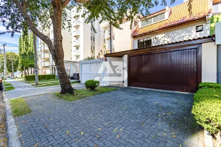 Casa com 4 Quartos à venda, 136m² no Vila Izabel, Curitiba