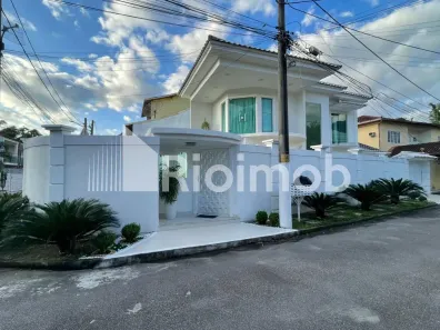 Casa de Condomínio com 3 Quartos à venda, 150m² no Campo Grande, Rio de Janeiro