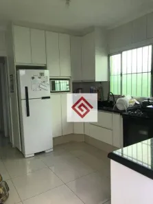 Casa com 2 Quartos à venda, 124m² no Jardim Santo Alberto, Santo André