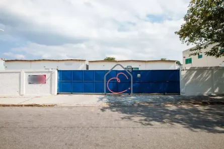 Galpão/Depósito/Armazém para alugar, 892m² no Vale Encantado, Macaé