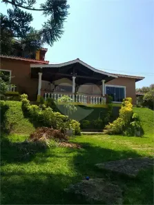 Fazenda/Sítio com 4 Quartos à venda, 680m² no Bairro Canedos, Piracaia