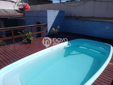 Casa com 3 Quartos à venda, 172m² no Olaria, Rio de Janeiro