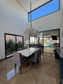 Casa com 3 Quartos à venda, 300m² no Jardim do Lago, Uberaba