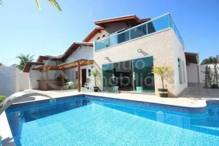 Casa com 4 Quartos à venda, 250m² no Jardim Tres Marias, Peruíbe