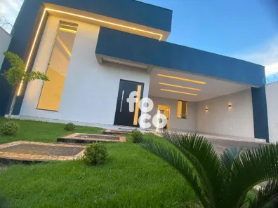 Casa com 3 Quartos à venda, 360m² no Novo Mundo, Uberlândia
